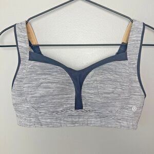Lululemon Athletica Ta Ta Tamer Sports Bra Grey White Womens